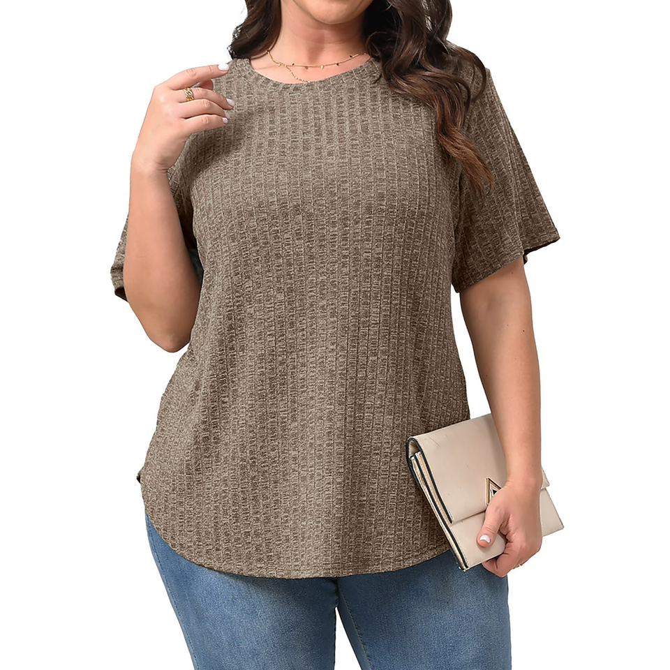 Fantaslook Womens Plus Size Tops Crewneck Short Sleeve Shirts Casual Loose Tunic Tops Curved Hem Summer Blouses