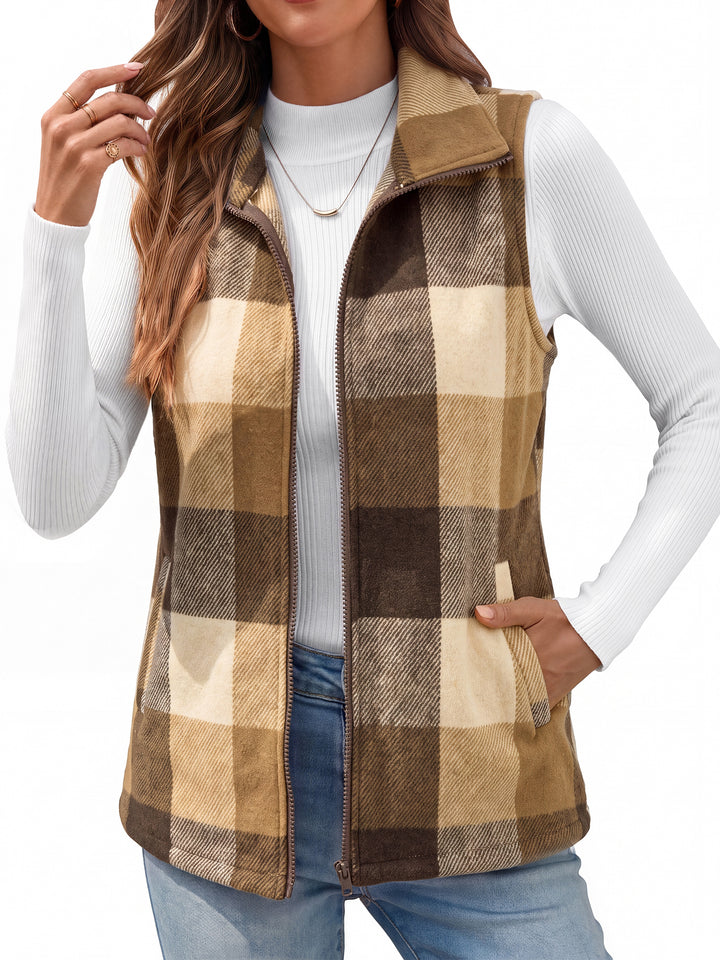 Fantaslook Women Plaid Outwear Vest Lightweight Sleeveless Jackets Zipper Fall Winter Coats with Pockets