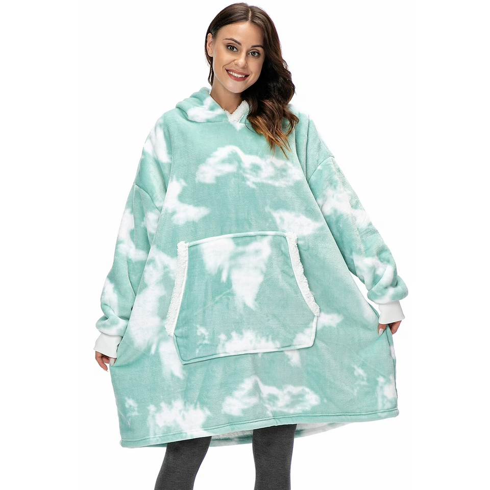 Fantaslook Wearable Blanket Hoodie for Women and Men, Oversized Sherpa Fleece Blanket Sweatshirt with Sleeves & Pocket